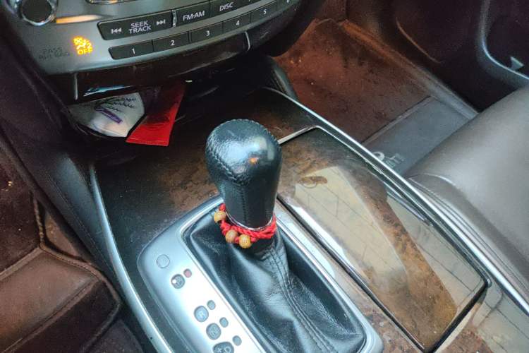 Used Infiniti QX60 2014 2.5 S/C Hybrid All-Wheel-Drive Versatile Edition