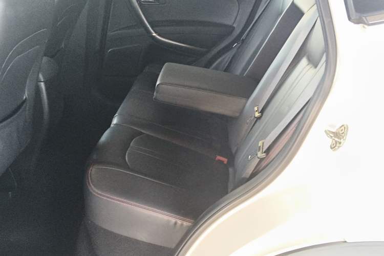 Used Bestune X80 2017 2.0L Automatic Elite Edition
