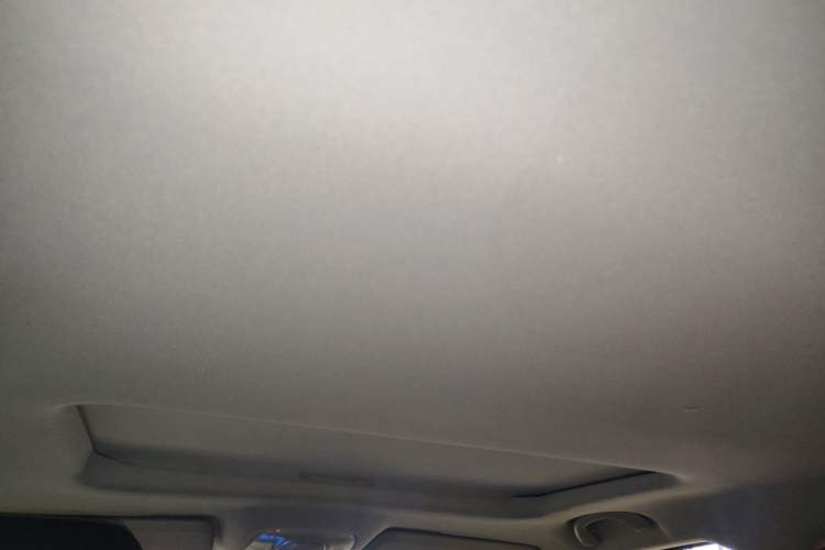 Used GAC Trumpchi GS4 2017 200T Manual Two-Wheel Drive Elite Edition Headliner