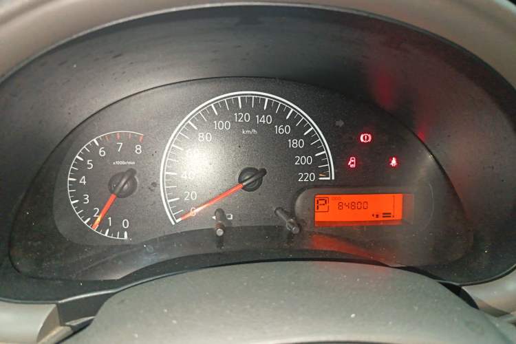 Used Nissan Sunny 2015 1.5XE CVT Comfort Edition Instrument Cluster