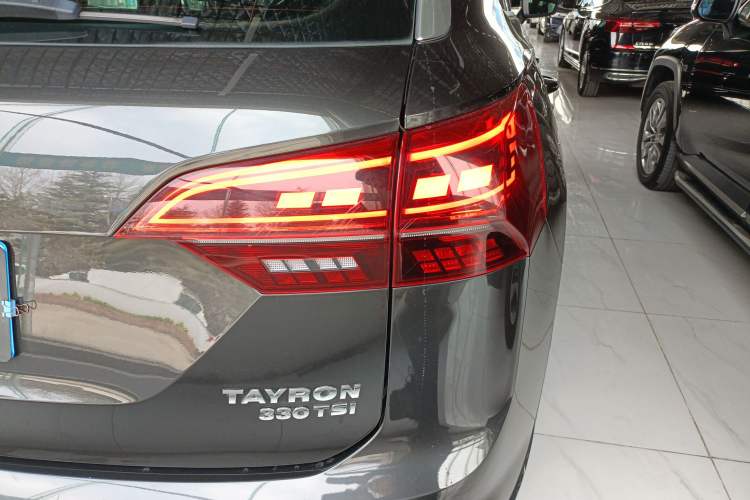 Used Volkswagen Tayron 2019 330TSI Two-Wheel Drive Luxury Model China VI Standard
