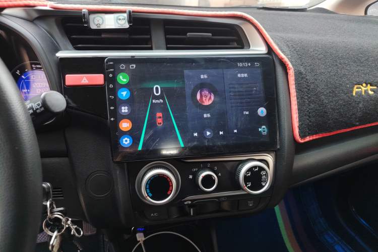 Used Honda Fit 2014 1.5L SE CVT Fashion Model