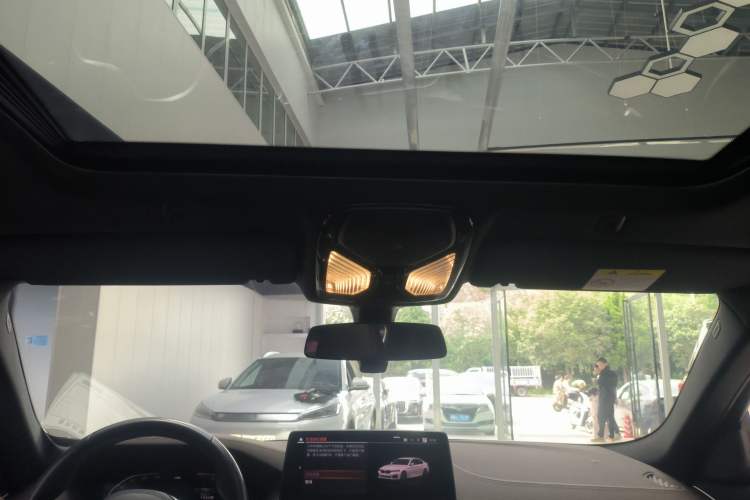 Used BMW 5 Series 2022 Restyled 525Li M Sport Package
