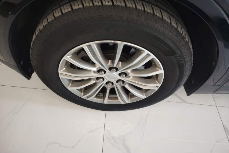 Used Cadillac XT5 2016 25T Luxury Model