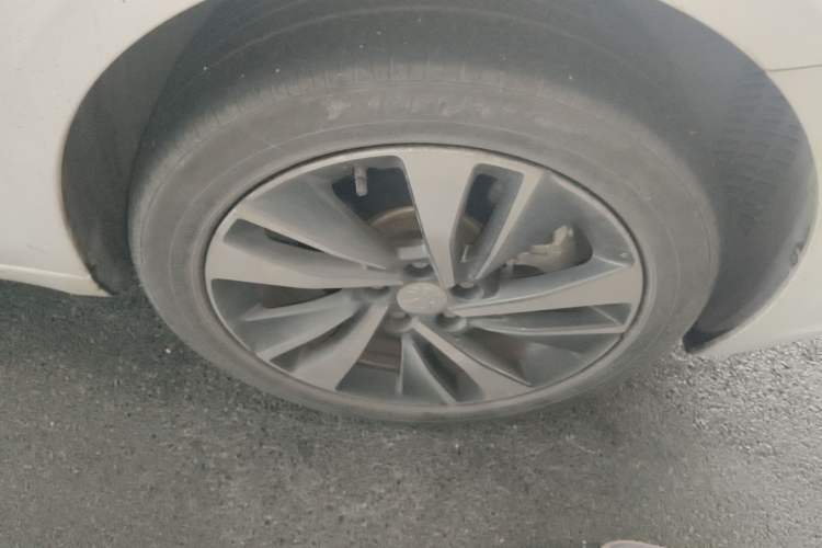 Used Dongfeng Fukang ES600 2022 T3 Custom Edition
