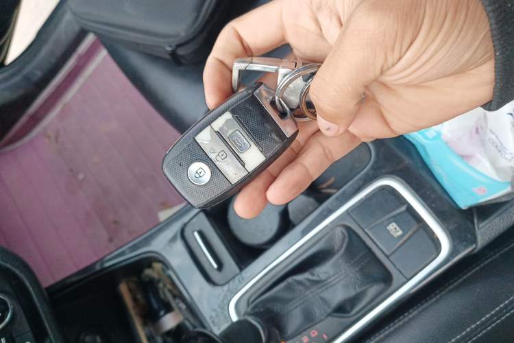 Used Kia K4 2014 1.8L Automatic GLS

