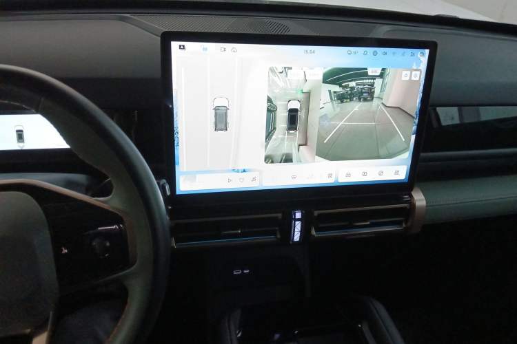 Used iCAR 03 2024 472km Four-Wheel Drive Long-Range Intelligent Advanced Version Audio And AC Panel