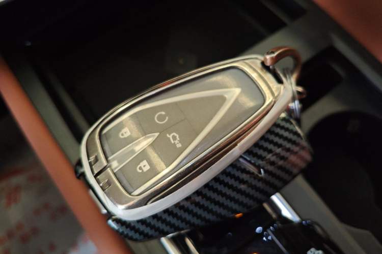 Used CHANGAN CS75 PLUS 2023 3rd Generation 1.5T Automatic Prestige Model
