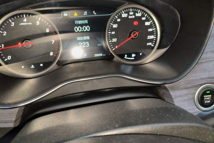 Used Baojun 730 2019 1.5T CVT Flagship Model 7 Seats China VI Emission Standard Odometer Close Up