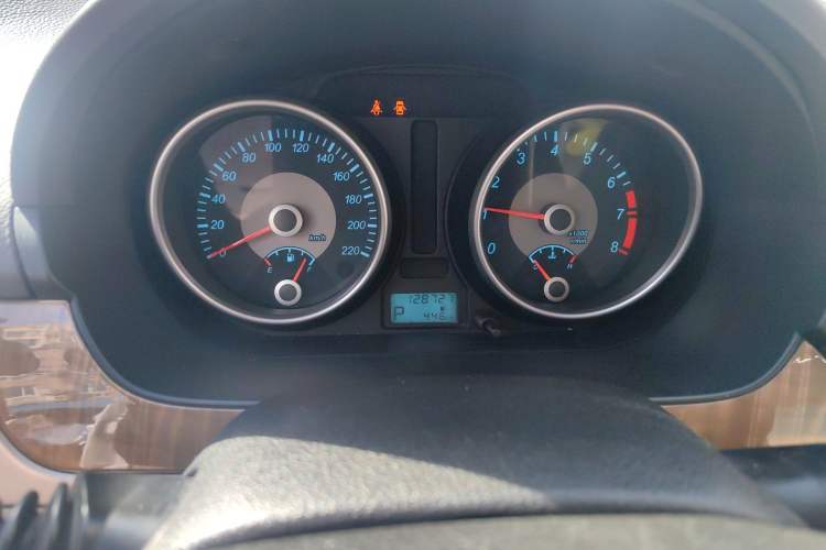 Used Buick Excelle 2015 1.5L Automatic Classic Model Instrument Cluster