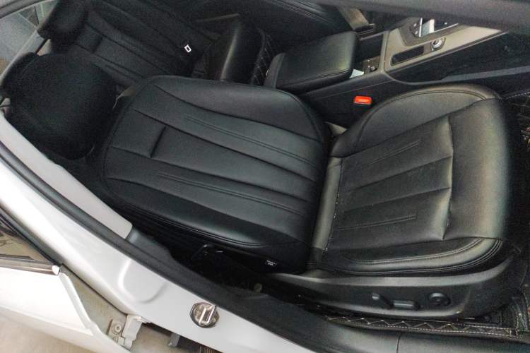 Used Audi A4L 2019 40 TFSI Ambition China VI
