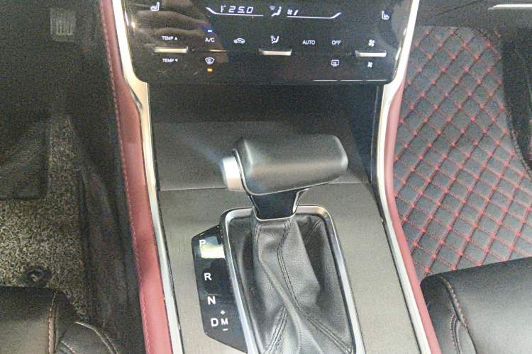 Used CHANGAN CS75 2022 Blue Whale Edition 1.5T DCT Prestige Model
