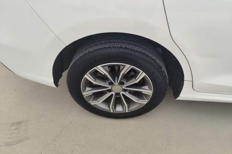 Used BYD Song MAX 2019 1.5T Automatic Smart Connect Ruiyi Model 7 Seats China V Emission Standard
