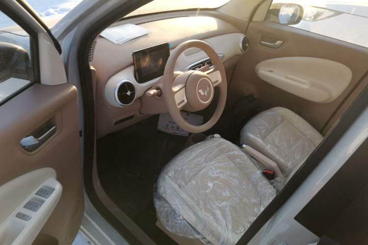 Used Wuling Hongguang MINIEV 2025 Four-Door Version Advanced Edition