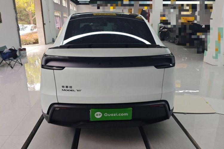 Used Tesla Model Y L 2025 Model Long-Range All-Wheel-Drive Version
