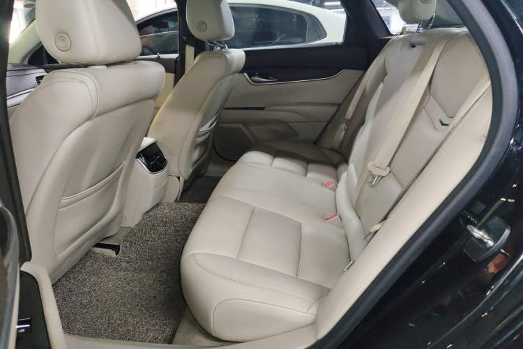 Used Cadillac XTS 2015 28T Comfort Model