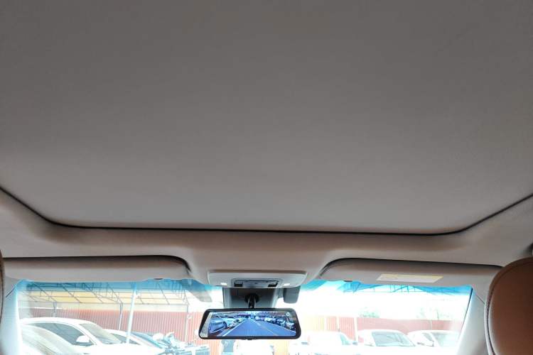 Used Toyota Camry 2019 Revised Version Dual-Engine 2.5 HG Luxury Edition
