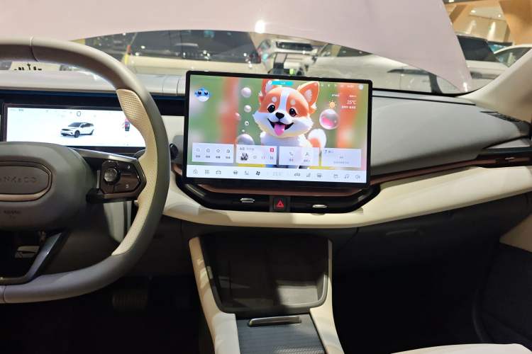 Used Lynk & Co 06 EM-P 2023 EM-P 126 Long-Range Halo Audio And AC Panel