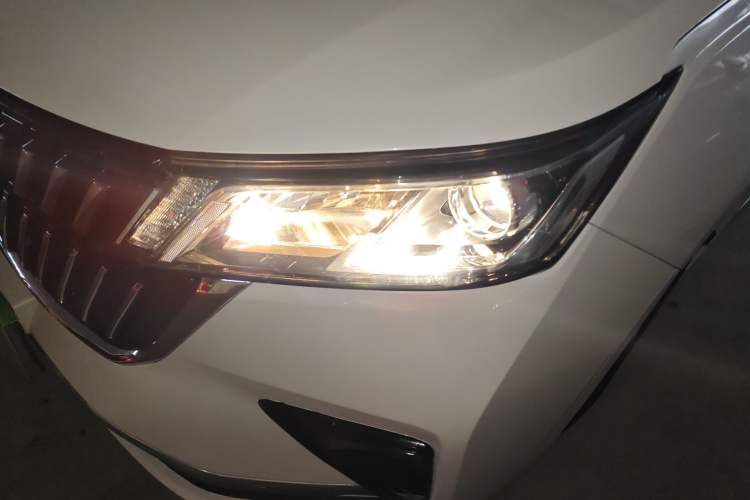 Used Wuling Jiachen 2022 1.5T CVT Smart Luxury Version