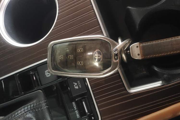 Used Toyota SIENNA 2023 2.5L Hybrid Comfort Edition Interior 1