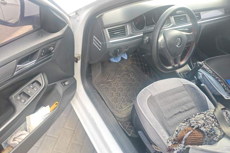 Used Volkswagen Bora 2017 1.6L Manual Fashion Model
