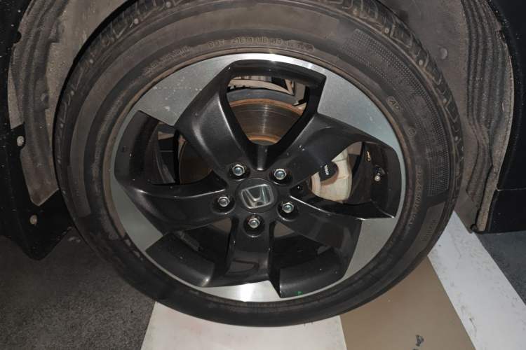 Used Honda Vezel 2015 1.8L CVT 2WD Luxury Model