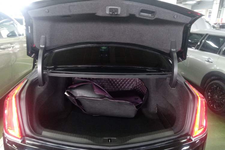 Used Cadillac CT6 2016 28T Luxury Model
