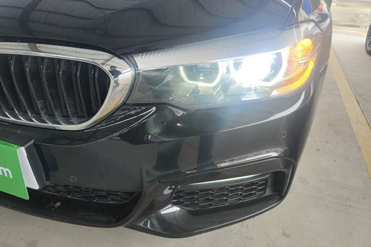 Used BMW 5 Series 2018 Restyled 530Li Leading Edition M Sport Package
