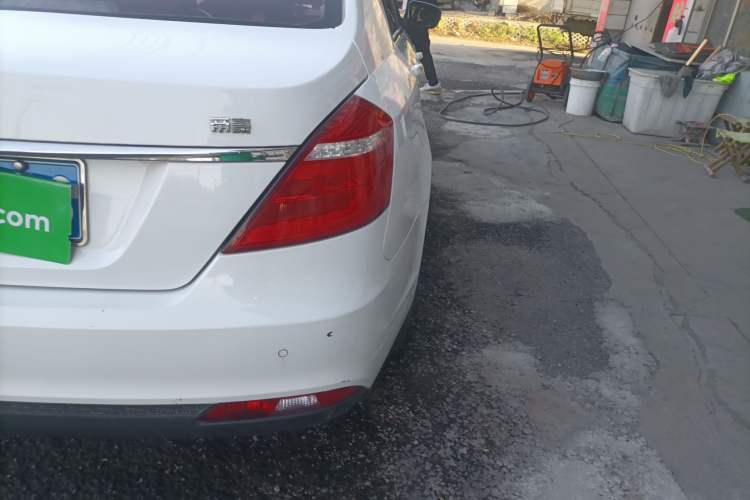 Used Geely Auto Emgrand 2017 Sedan Million Edition 1.5L Manual - Upward Version