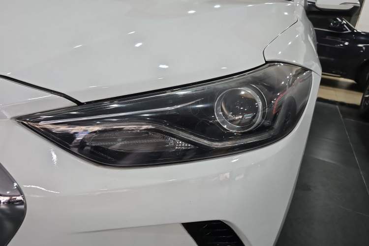 Used Hyundai Elantra (6th Generation / Lingdong) 2019 1.4T Dual-Clutch Xuan Dong · Dynamic Model