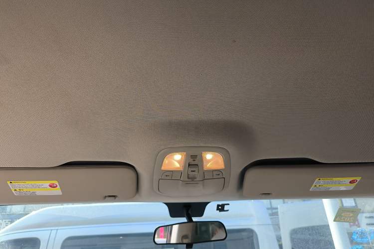 Used SAIC MAXUS G10 2018 PLUS 2.0T Automatic Smart Edition
