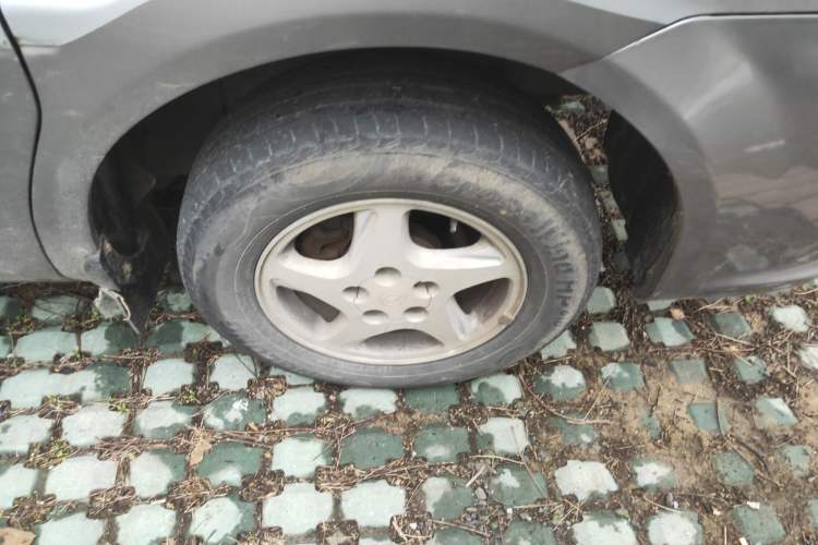 Used FORTHING Lingzhi 2015 M3 1.6L 7-Seater Luxury Model
