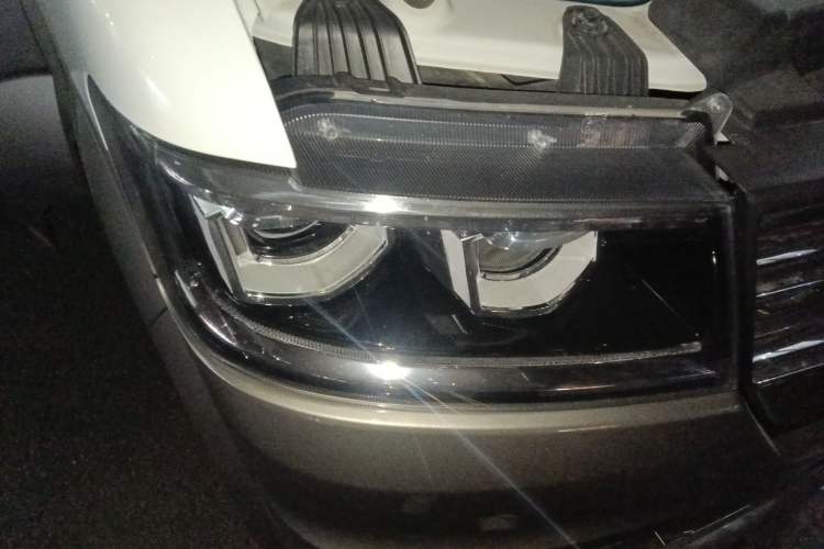 Used Jinbei New Hiace S 2021 1.5L Wealth Central Air-Conditioned Bus China VI Standard Model SWC15M
