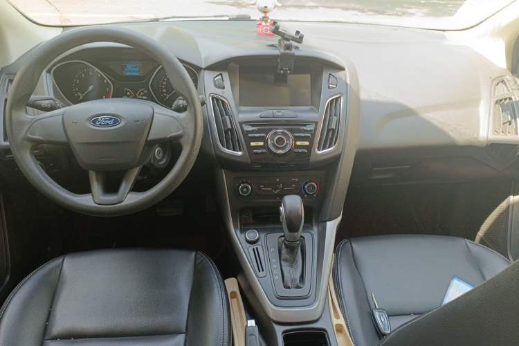 Used Ford Focus 2017 Hatchback 1.6L Automatic Comfort Plus SmartDrive Edition
