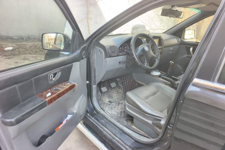 Used Huanghai Qisheng F1 2009 2.0L Two-Wheel Drive DD6460D