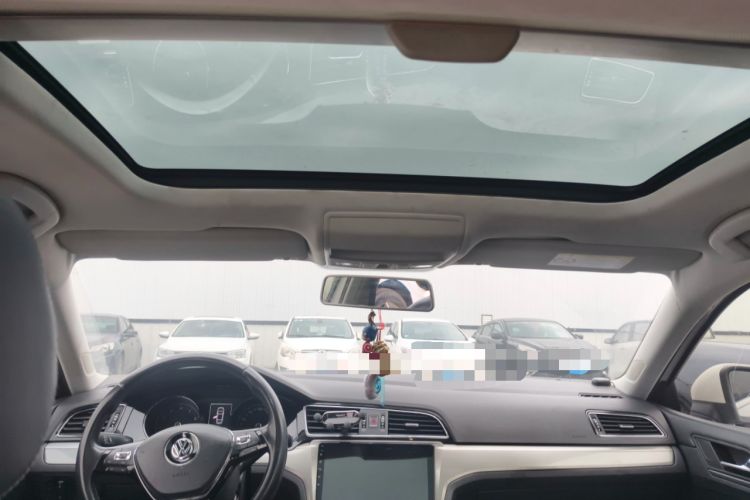 Used Volkswagen Lamando 2015 280TSI DSG Comfort Edition
