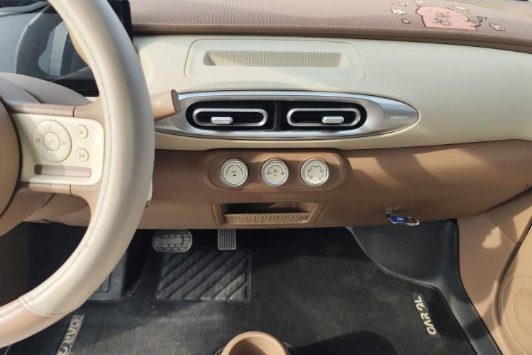 Used Wuling Hongguang MINIEV 2025 Four-Door Version Advanced Edition
