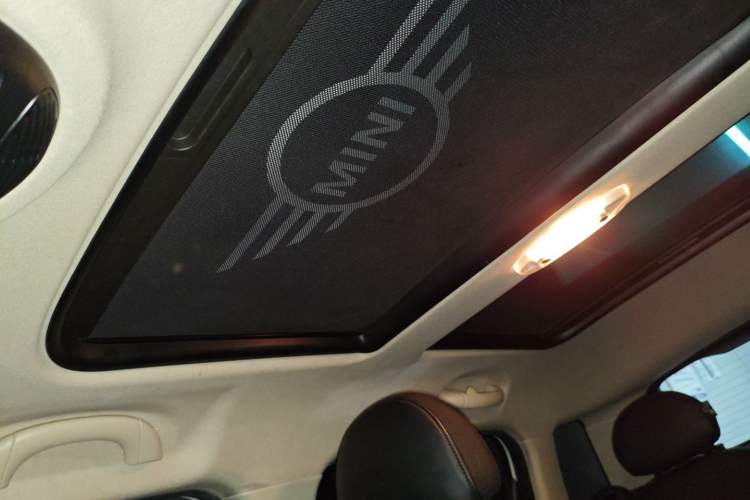 Used MINI Countryman 2016 1.6T COOPER ALL4 Fun Equipment Enthusiast
