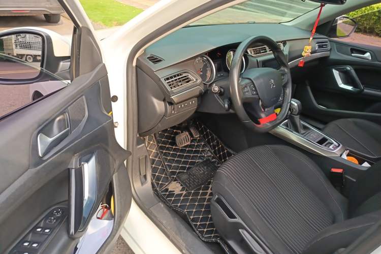 Used Peugeot 408 2018 Revised 350THP Automatic Luxury Edition
