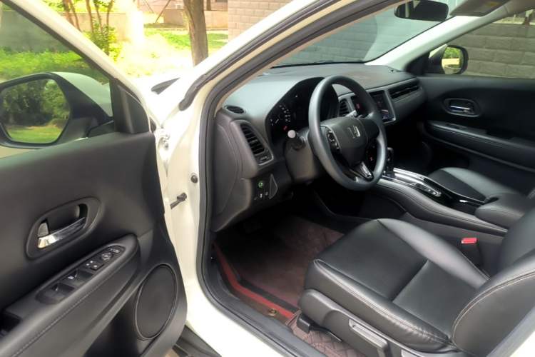 Used Honda Vezel 2020 1.5L CVT Elite Edition