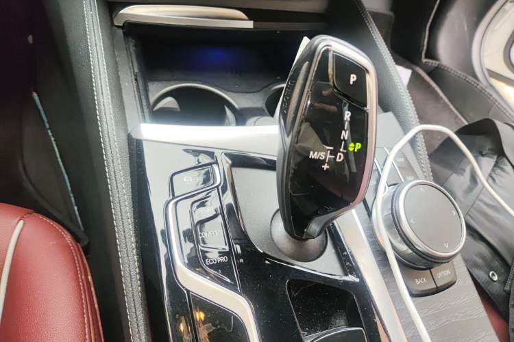 Used BMW 5 Series 2022 530Li Leading Model M Sport Package
