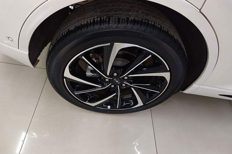 Used Lincoln Corsair 2024 2.0T Four-Wheel Drive Prestige Edition Exterior 5