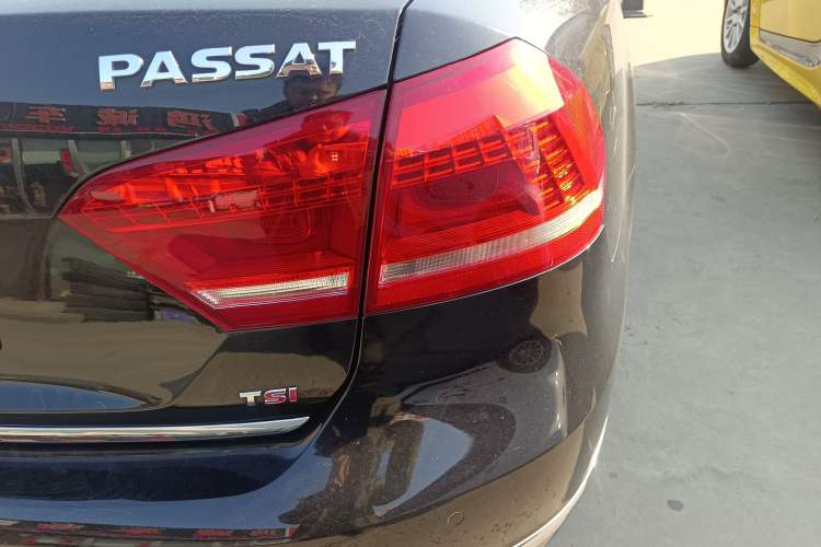 Used Volkswagen Passat 2014 1.8TSI DSG Prestige Edition
