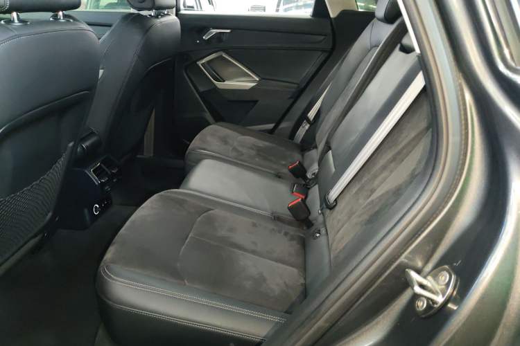 Used Audi Q3 2022 35 TFSI Fashion Dynamic Model