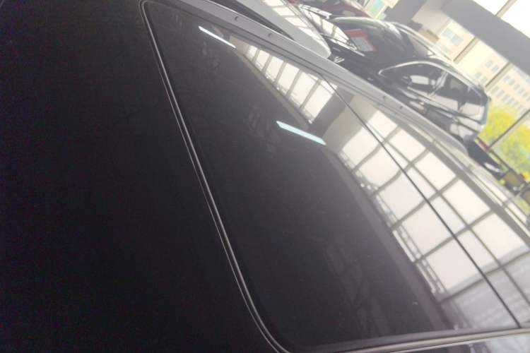 Used Cadillac XT5 2020 28T Luxury Version Roof