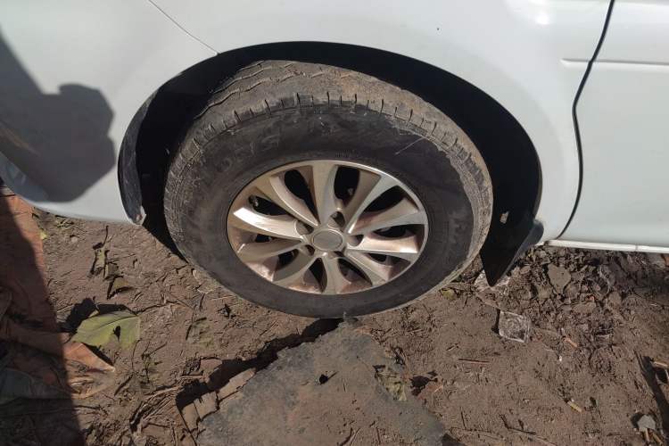 Used FORTHING Lingzhi M5 2022 Comfort Model 7 Seats
