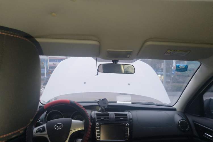 Used HYOSOW S3 2014 1.5L Comfort Version China IV Emission Standard
