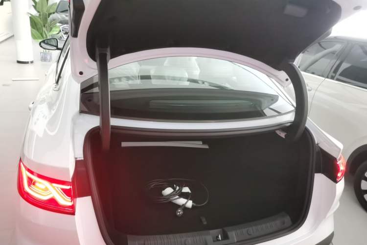 Used BYD Qin L 2024 DM-i 80KM Beyond Model