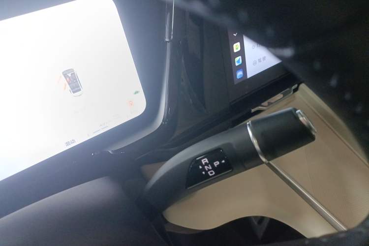 Used Haval Fierce Dragon Max 2023 1.5L Hi4 105 Four-Wheel Drive Navigation Edition Gear Lever