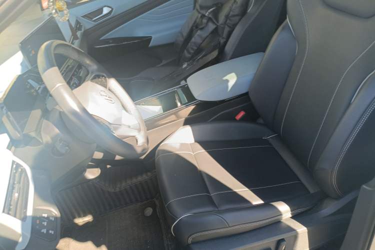 Used Volkswagen ID.4 X 2023 Pure Smart Edition Left Front Seat